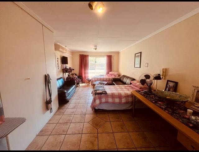 1 BEDROOM APARTMENT FOR SALE IN RIETFONTEIN
